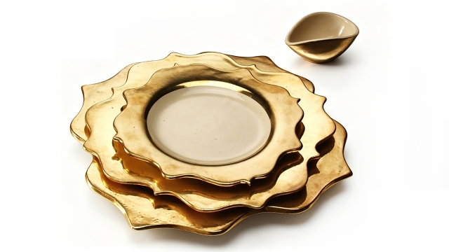 Ceramic Tablewares and Craftworks